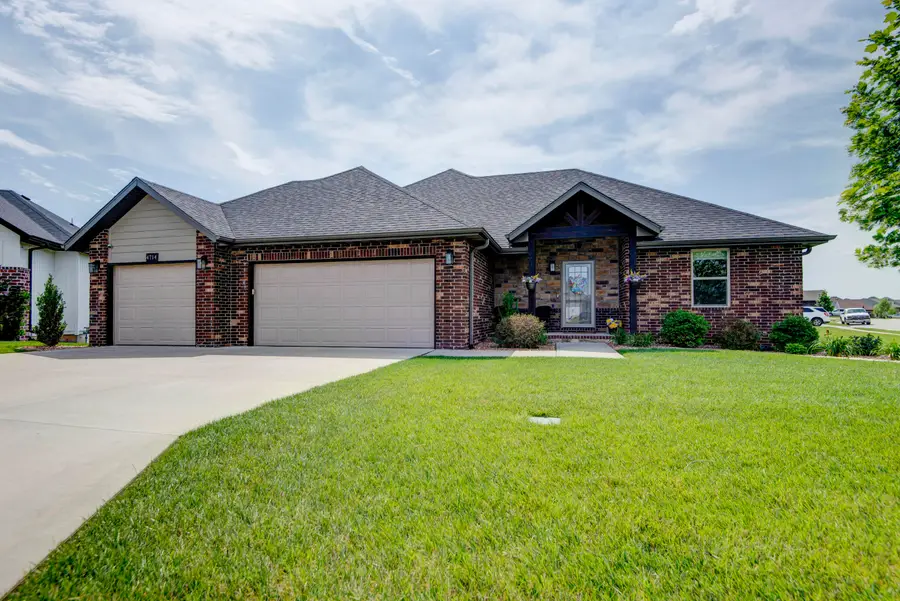 4714 N Venice Court, Ozark, MO 65721 - #3