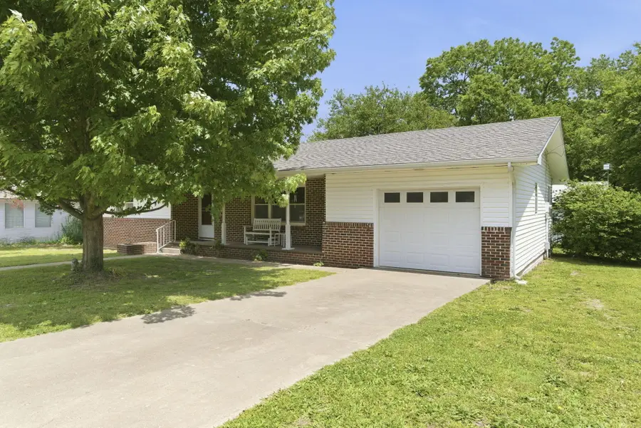 108 S 11th Street, Sarcoxie, MO 64862 - #2
