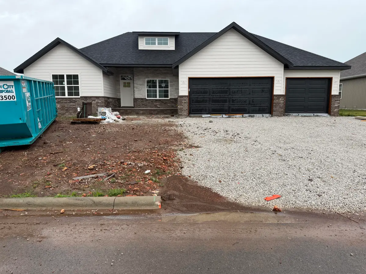 1417 N Collins Drive, Republic, MO 65738 - #1