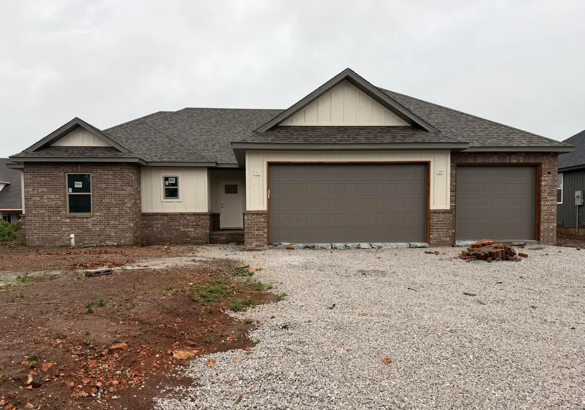 1405 N Collins Drive, Republic, MO 65738 - #1
