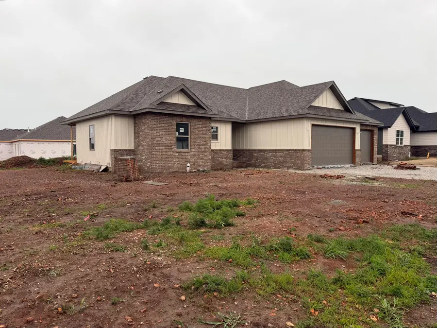 1405 N Collins Drive, Republic, MO 65738 - #2
