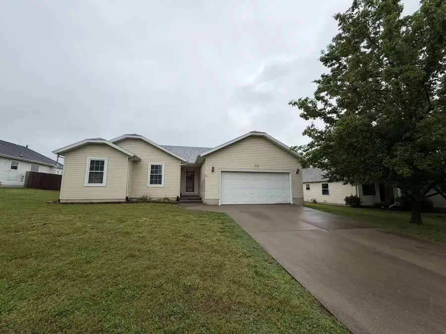 715 S Eastridge, Nixa, MO 65714 - #3
