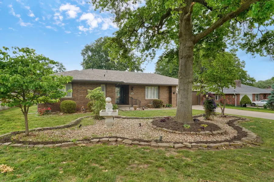 3301 N Fremont Avenue, Springfield, MO 65803 - #3
