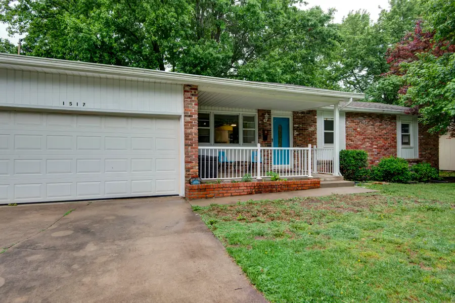 1517 S John Avenue, Springfield, MO 65804 - #2