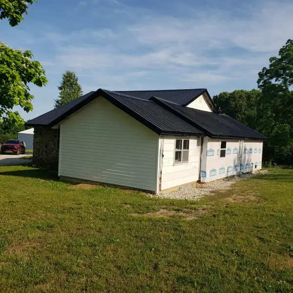 12074 Highway Ee, Mountain Grove, MO 65711