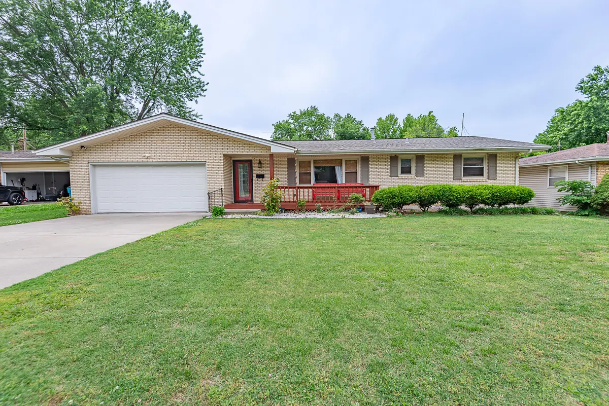 1036 E Edgewood Street, Springfield, MO 65807 - #1