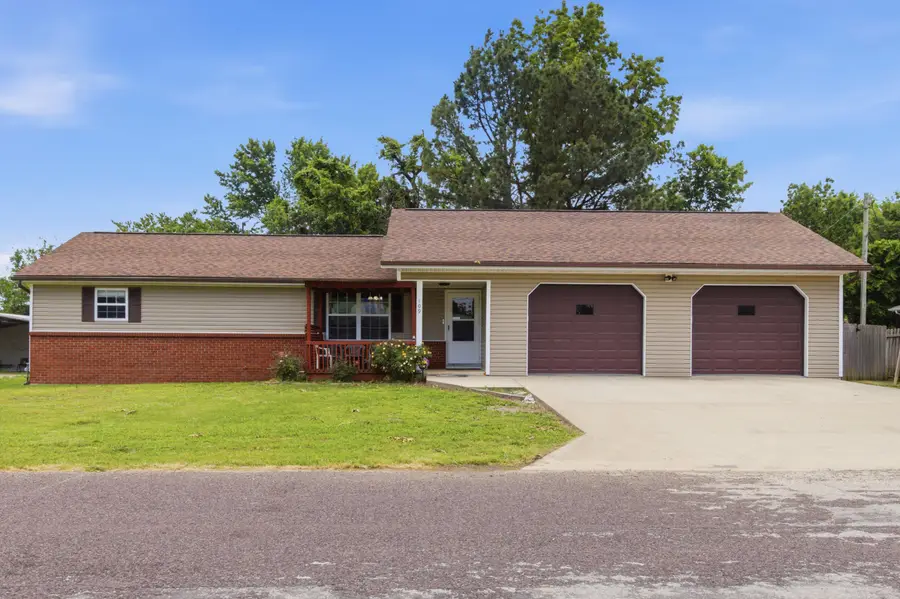 109 Circle Drive, Monett, MO 65708 - #2
