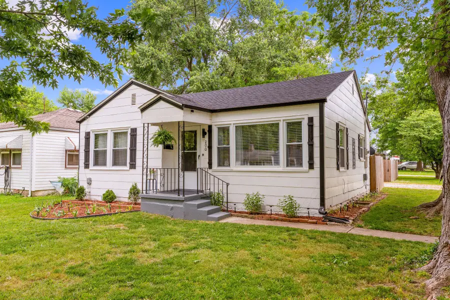 200 E Kingsbury Street, Springfield, MO 65807 - #2