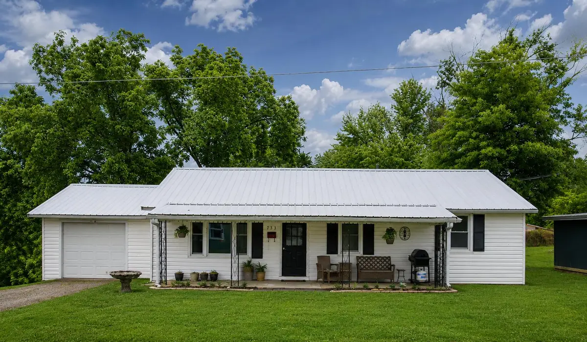 733 W North Street, Mountain Grove, MO 65711 - #1