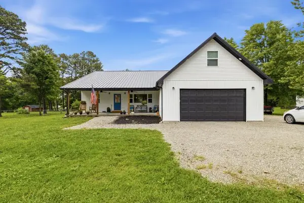 300 E Maple Street, Mansfield, MO 65704