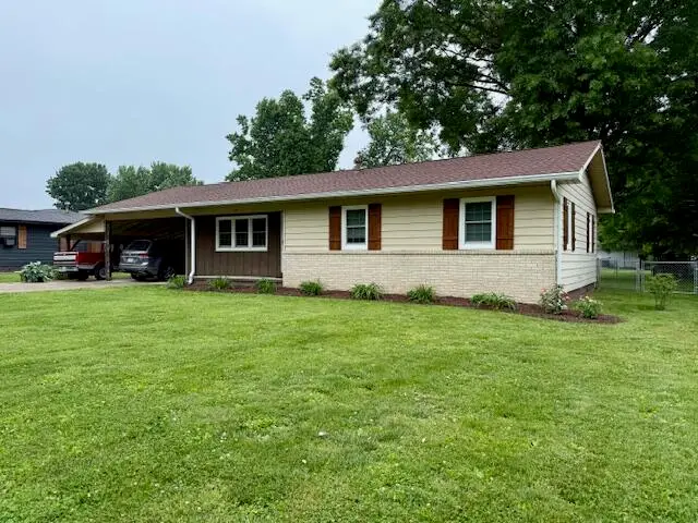 904 E 9th Street, Mountain Grove, MO 65711 - #1
