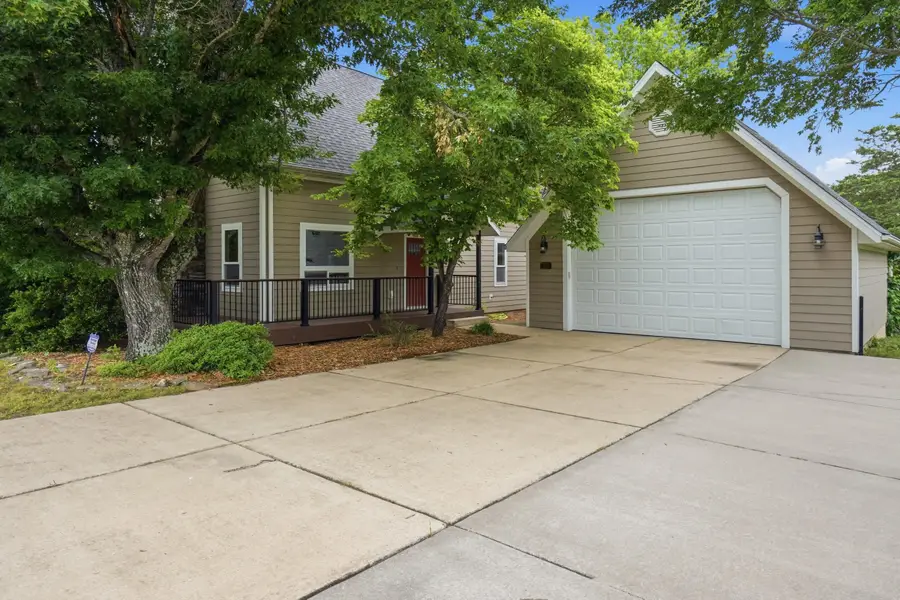 660 Hunt Club Circle, Galena, MO 65656 - #2