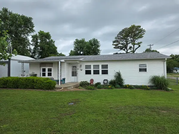 201 S Everett Street, Fair Play, MO 65649