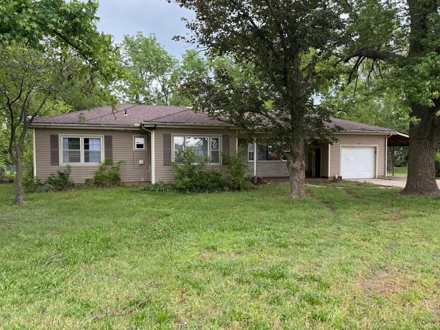 1821 W Smith Street, Springfield, MO 65803 - #3