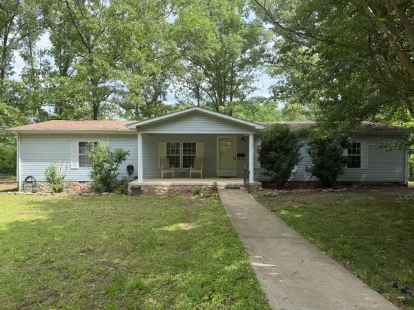 65 Mcintire Road, Caulfield, MO 65626