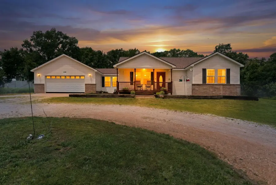499 Community Drive, Marshfield, MO 65706 - #2