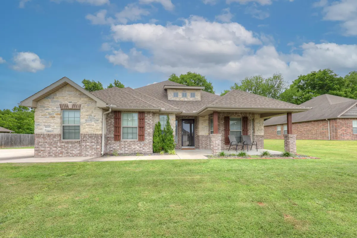 1113 Chesterfield Drive, Webb City, MO 64870 - #1