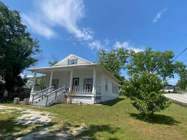 199 School Street, Forsyth, MO 65653 - #2