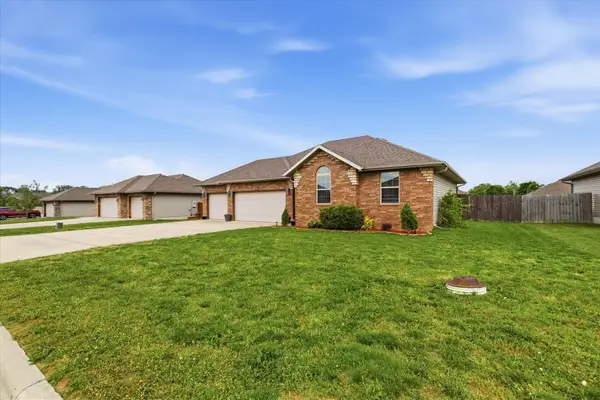 1126 S Rome Avenue, Republic, MO 65738