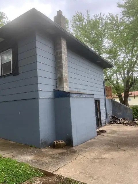 716 N Terrace Lane, Stockton, MO 65785 - #3