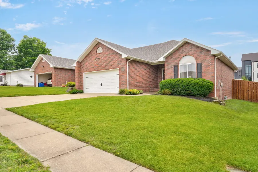 1622 W Swallow Street, Springfield, MO 65810 - #3