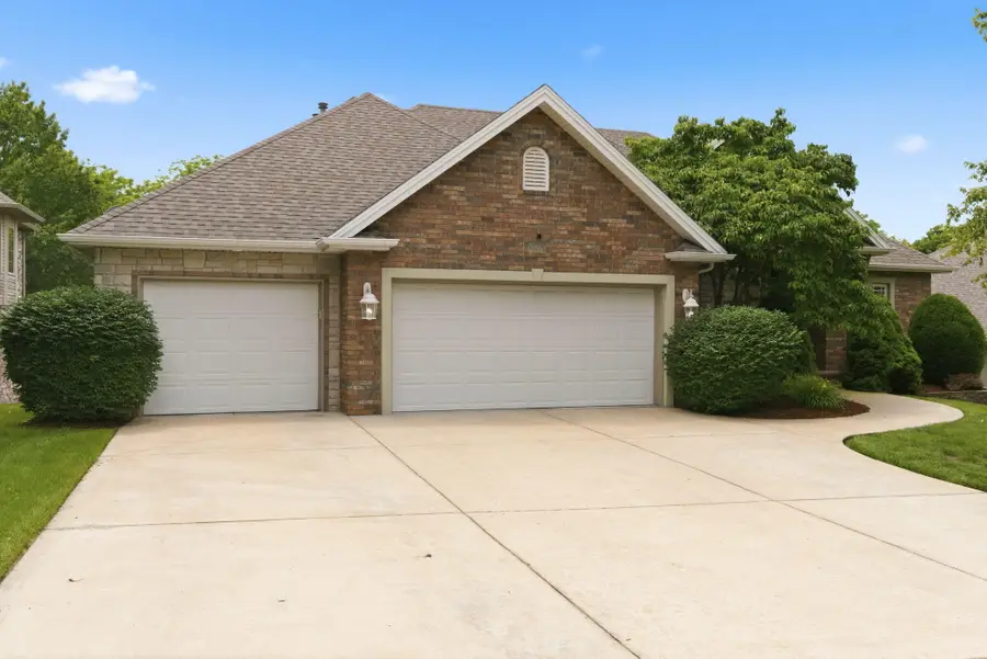 5277 S Whitmore Avenue, Springfield, MO 65810 - #3