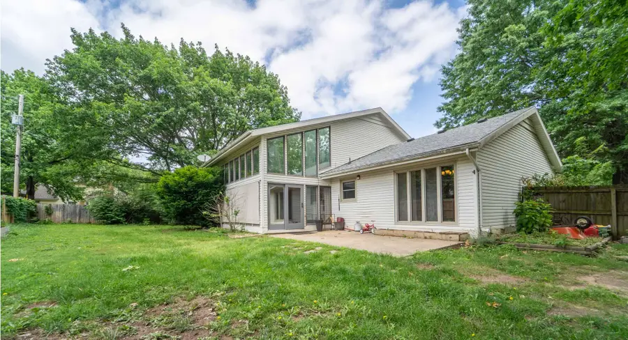 1712 E Jacqueline Street, Springfield, MO 65804 - #3
