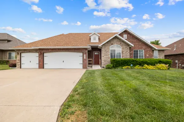 1515 S Natchez Road, Republic, MO 65738