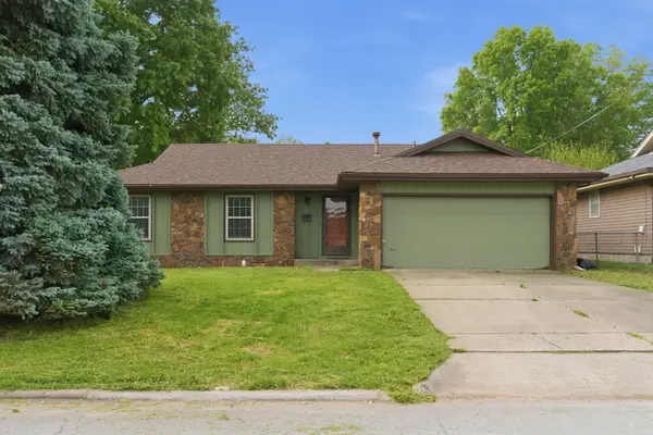 504 W Bell Street, Springfield, MO 65803