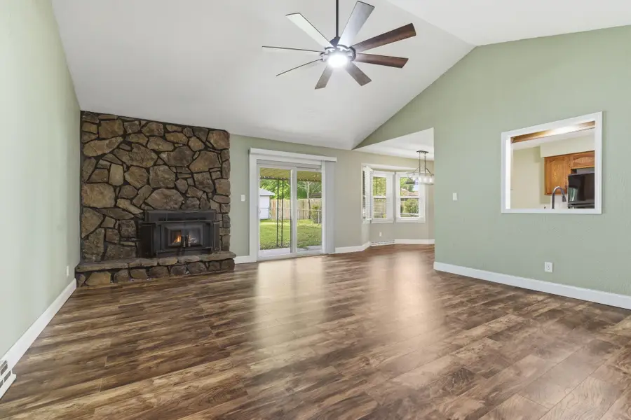 504 W Bell Street, Springfield, MO 65803 - #2
