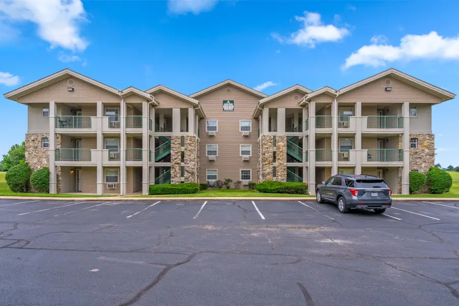 110 W Rockford Drive #A9, Branson, MO 65616 - #3