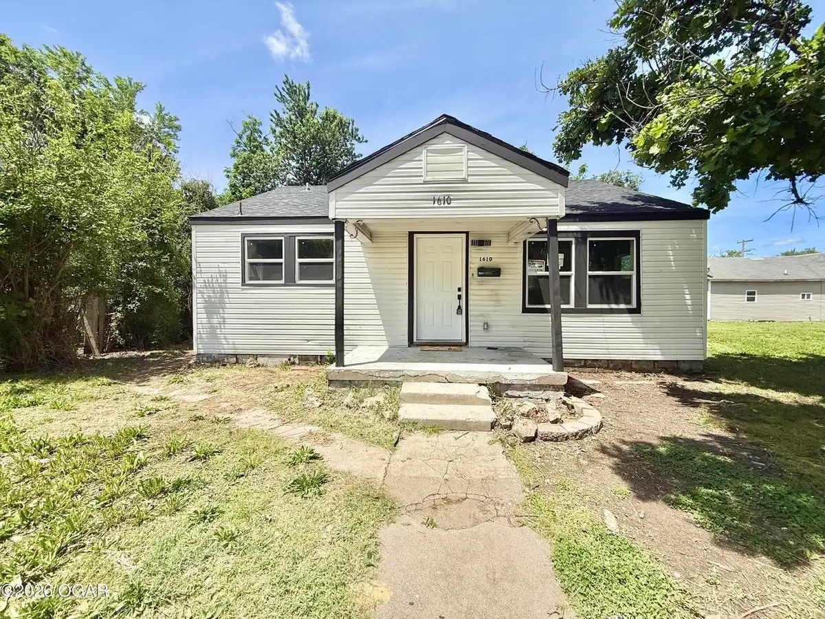 1610 S Byers Avenue, Joplin, MO 64804 - #1