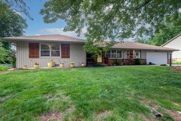 908 E Mentor Street, Springfield, MO 65810