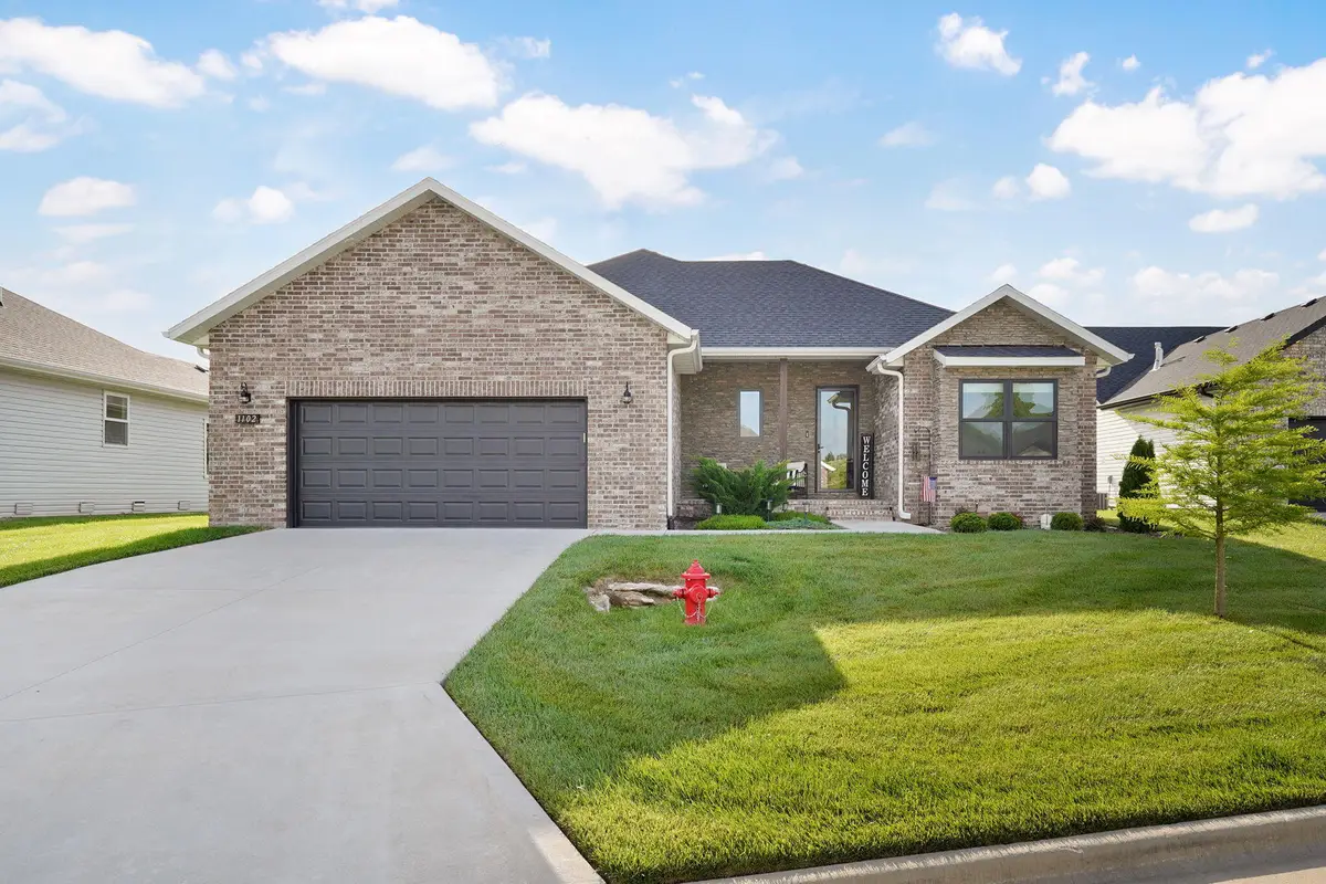 1102 S Strait Avenue, Ozark, MO 65721 - #1