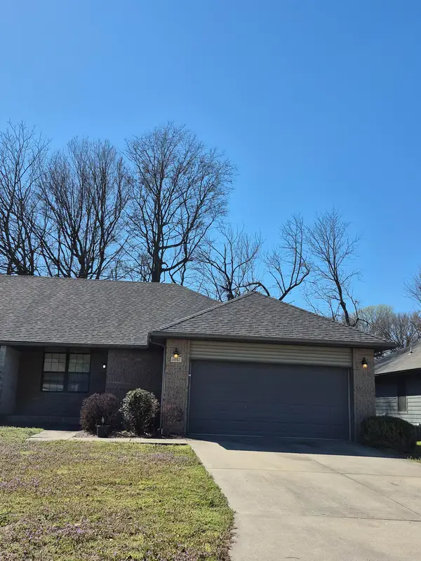 3467 S Doris Avenue, Springfield, MO 65807