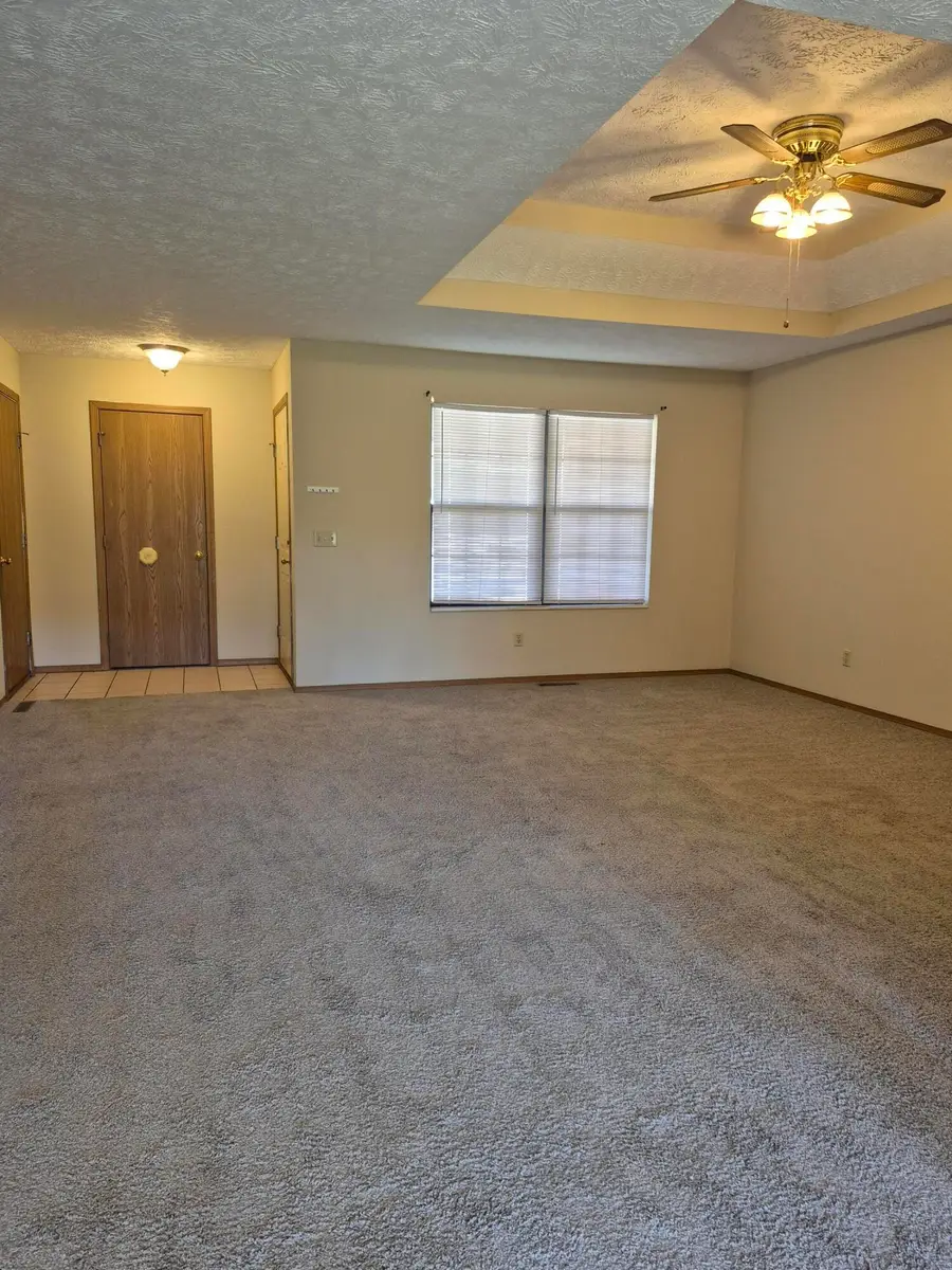3467 S Doris Avenue, Springfield, MO 65807 - #2