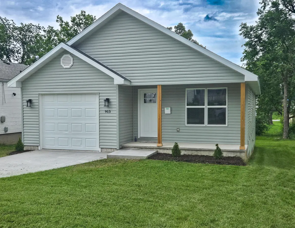 913 W Della Street, Springfield, MO 65803 - #1