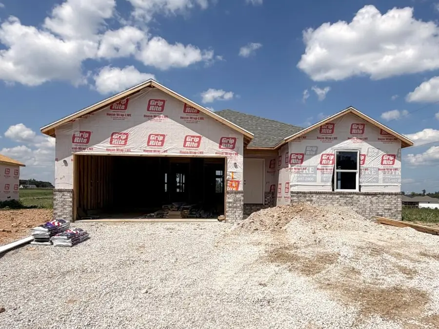 719 W Brook Hollow Road, Nixa, MO 65714 - #2