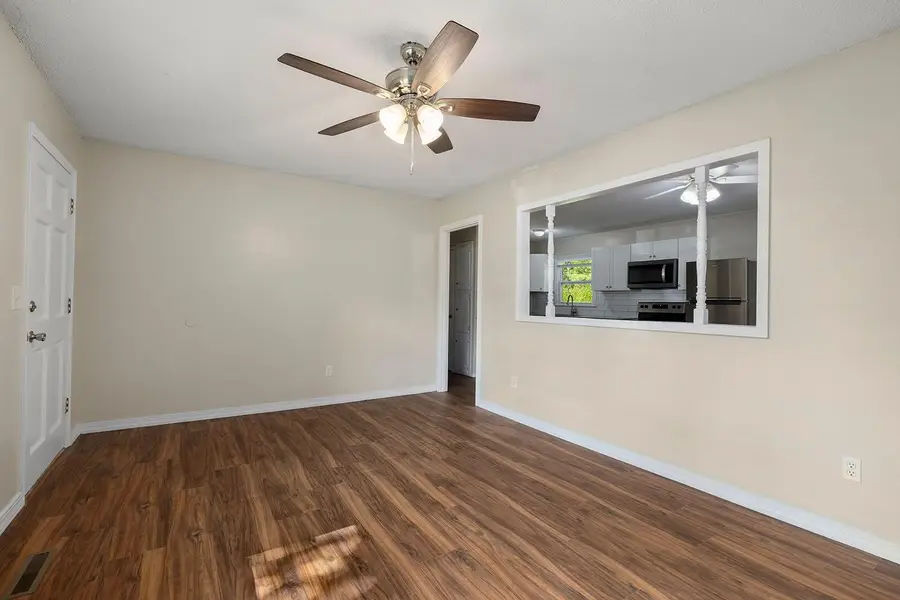 547 S Hilton Avenue, Springfield, MO 65802 - #3