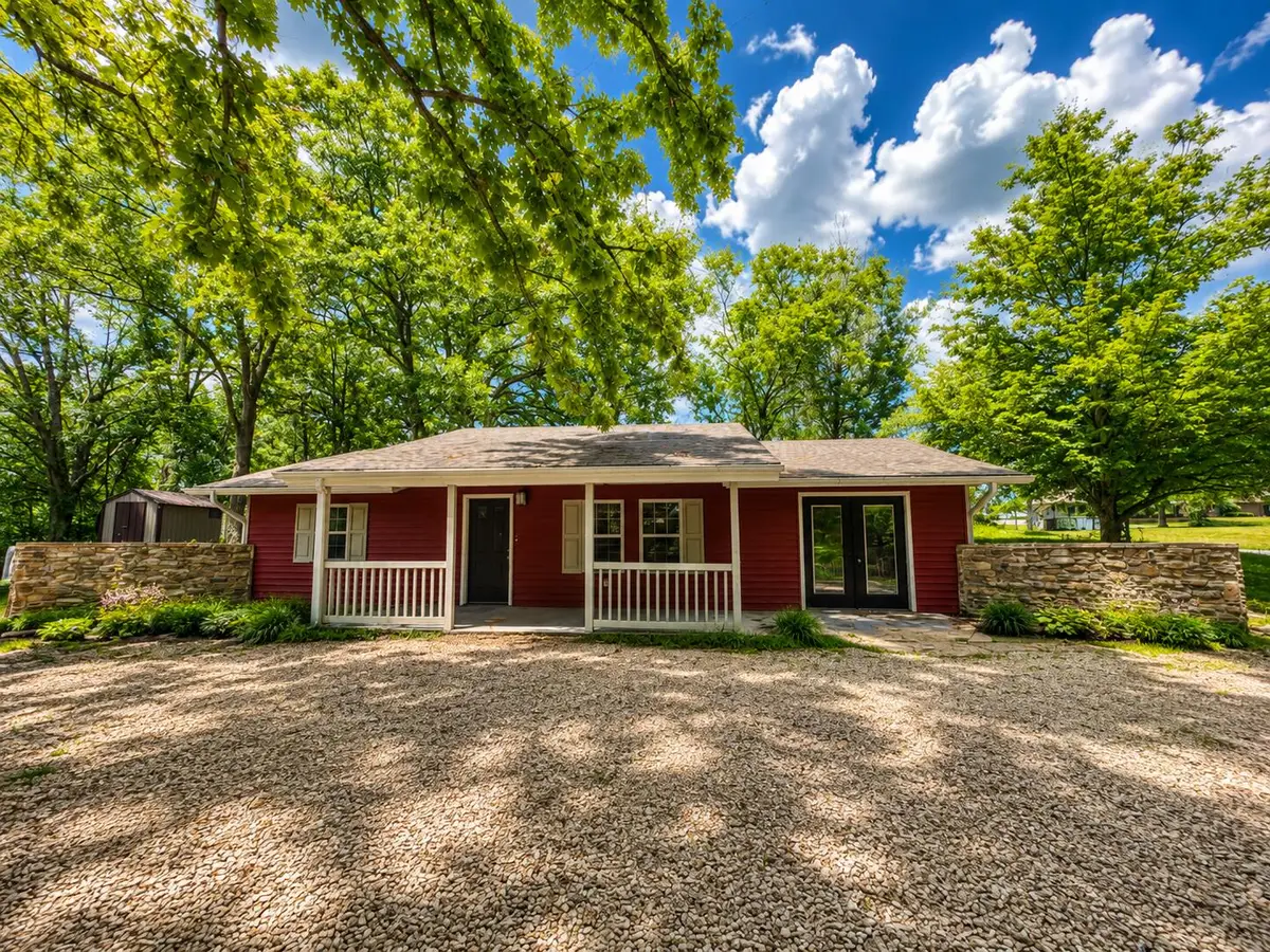 1104 N Ash Street, Mountain View, MO 65548 - #1