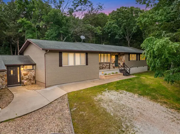 845 Alyeska Point Road, Lampe, MO 65681