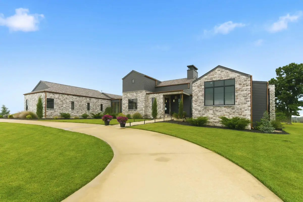 269 E Wisteria Lane, Ozark, MO 65721 - #1