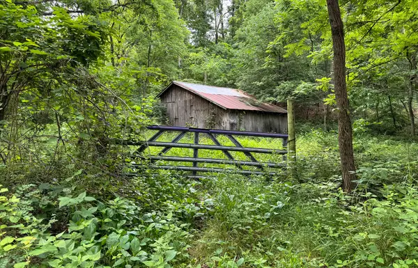 000 Farm Road 2230, Washburn, MO 65772