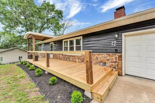12 Pine Lane, Kimberling City, MO 65686