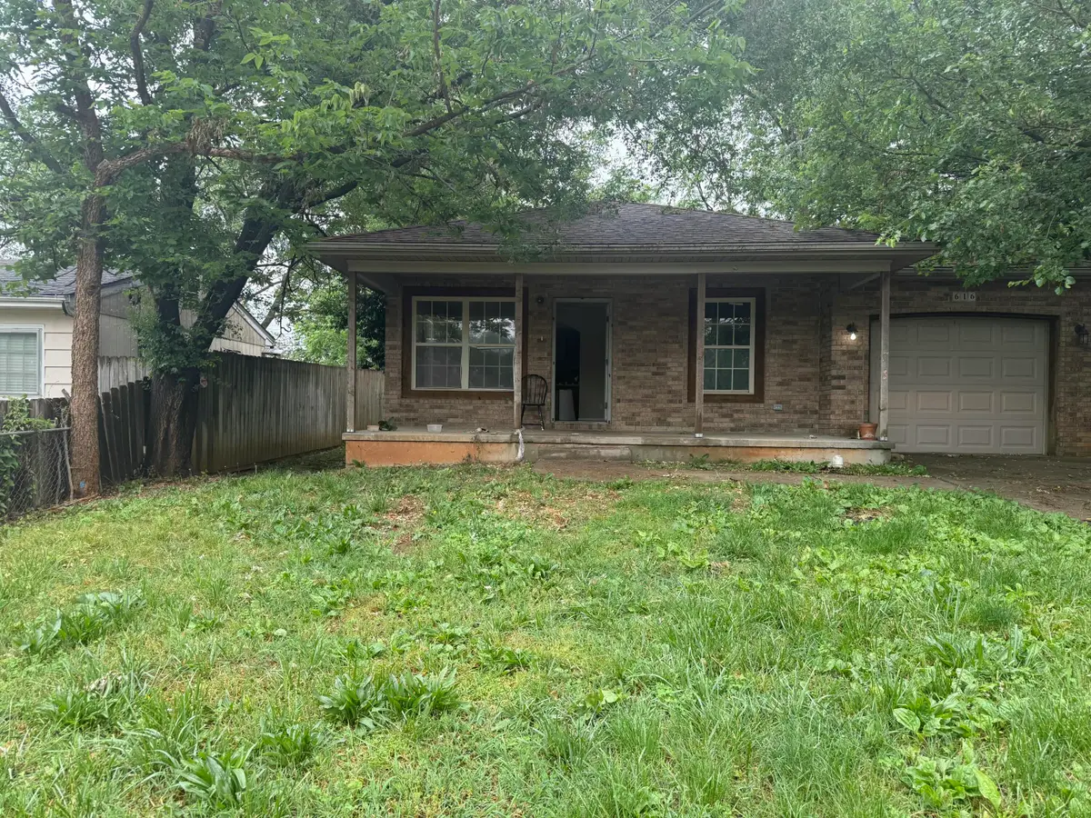616 N Brown Avenue, Springfield, MO 65802 - #1