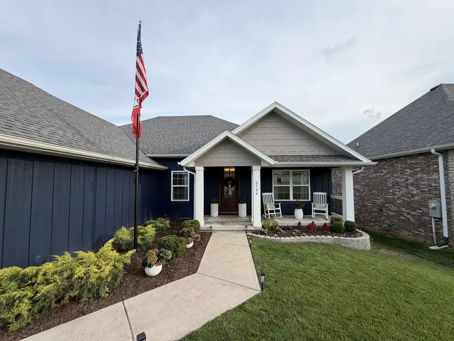 2504 W Camino Alto Street, Springfield, MO 65810 - #2