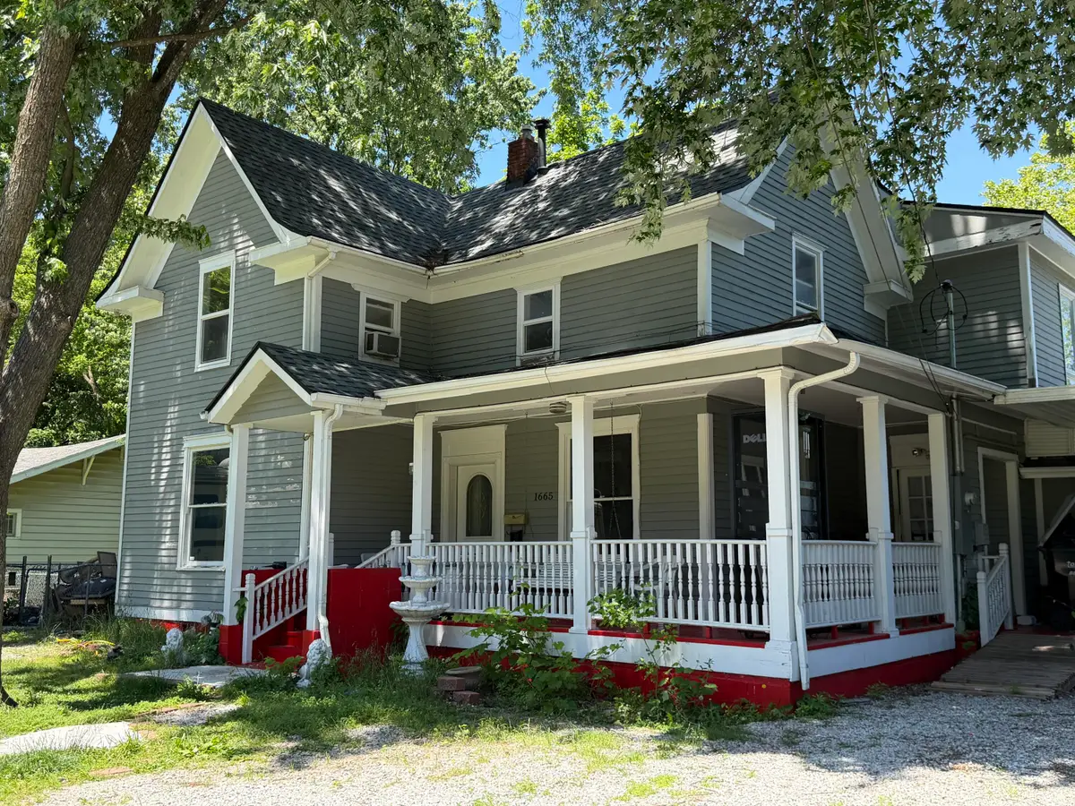 1665 E Mcdaniel Street, Springfield, MO 65802 - #1