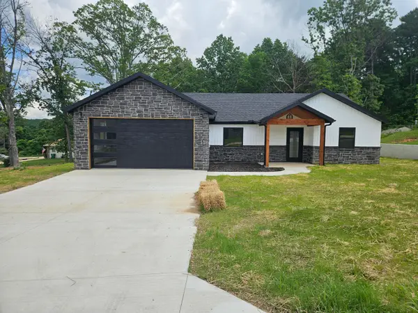 203 Juniper Avenue, Cabool, MO 65689