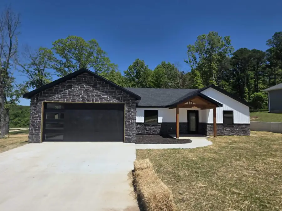 203 Juniper Avenue, Cabool, MO 65689 - #2