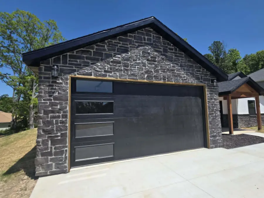 203 Juniper Avenue, Cabool, MO 65689 - #3